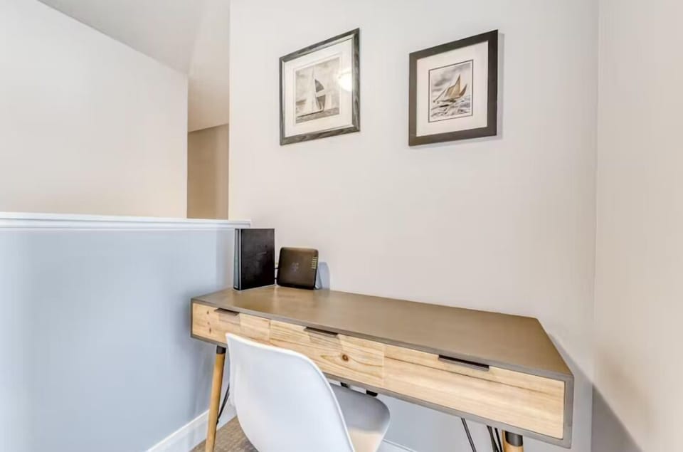 Townhome, 3 Bedrooms | Interior