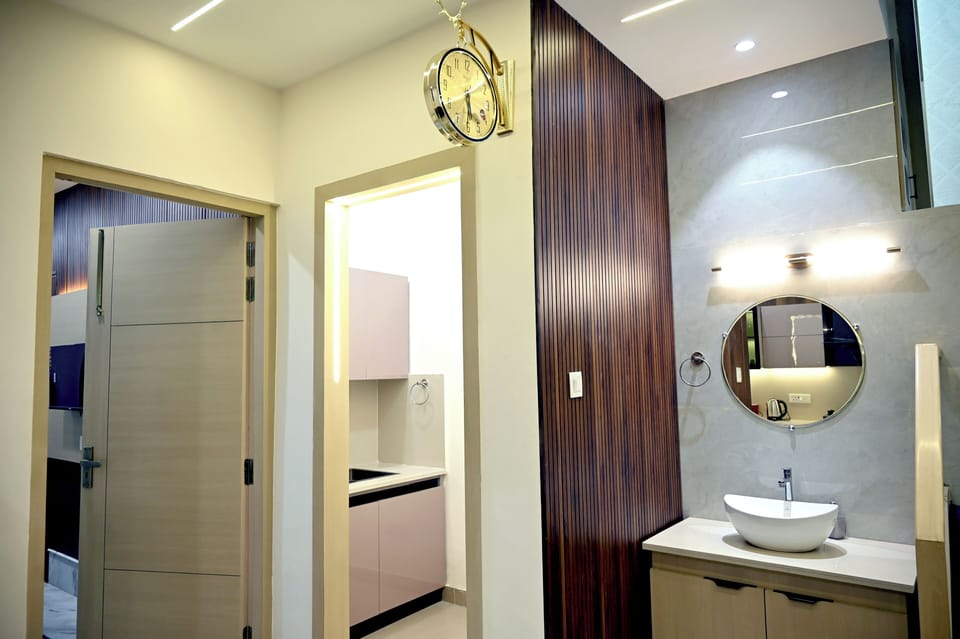 2 Bedroom Villa Unit | Bathroom | Shower, rainfall showerhead, free toiletries, hair dryer