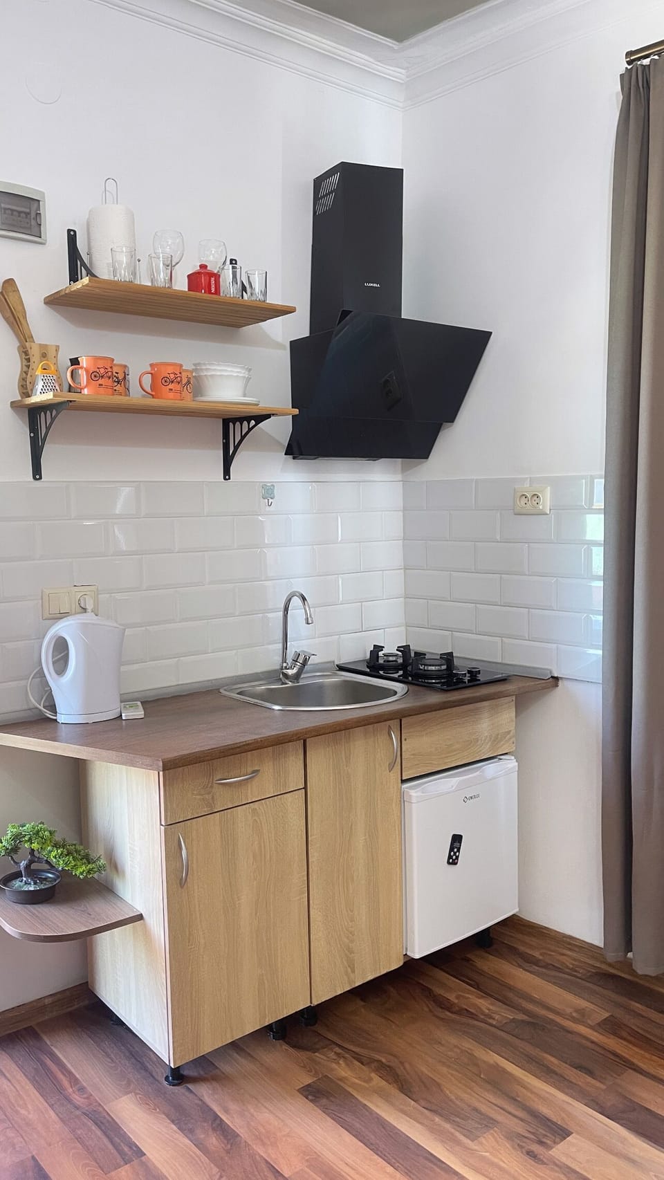 Comfort Apartment, Balcony, Garden View | Private kitchen