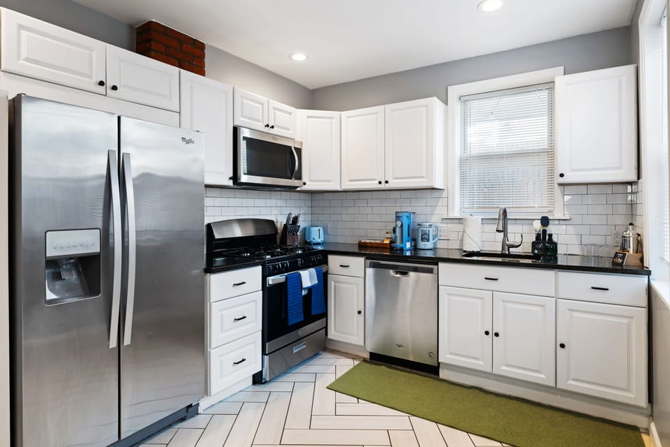 Fully equipped kitchen