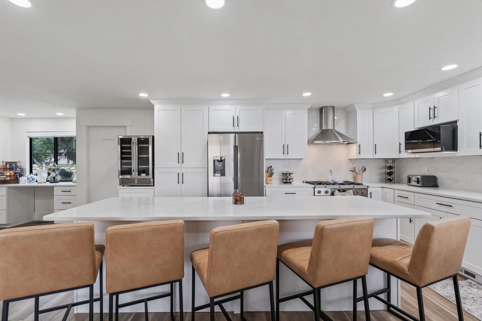 Indoors, Kitchen, Architecture, Building, Dining Room