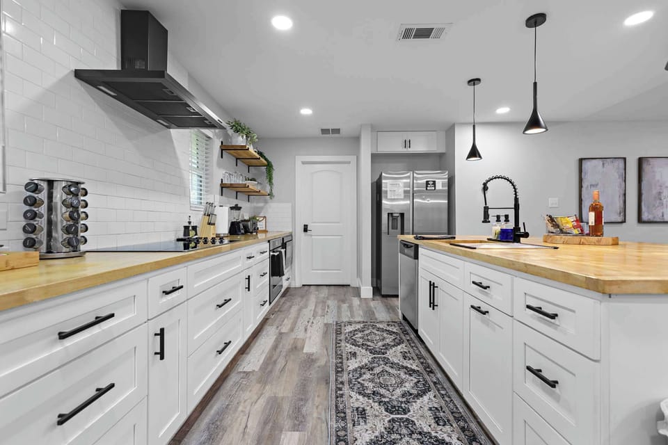 Gourmet kitchen with everything you need to make gourmet meals.