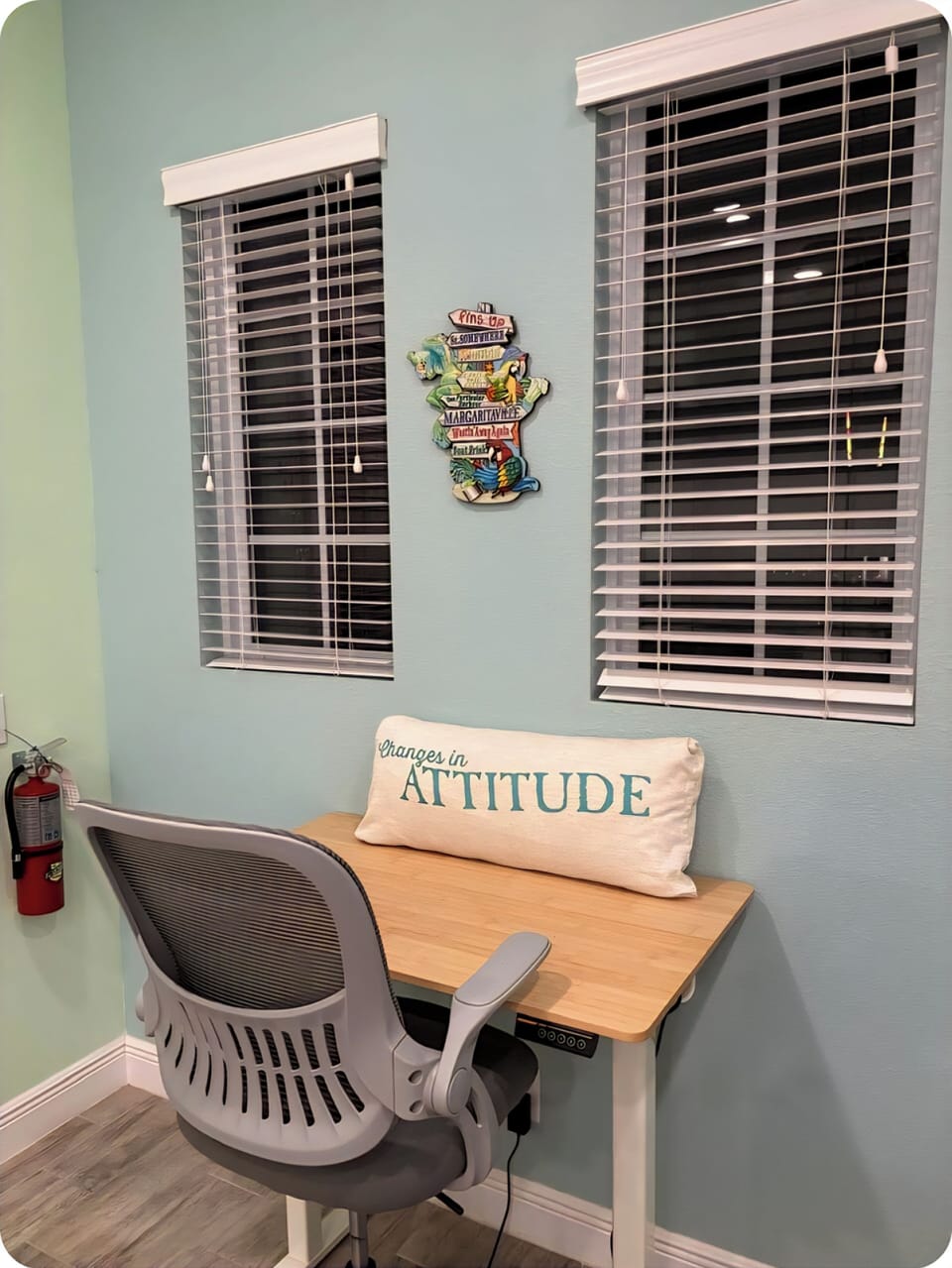 office desk n chair
