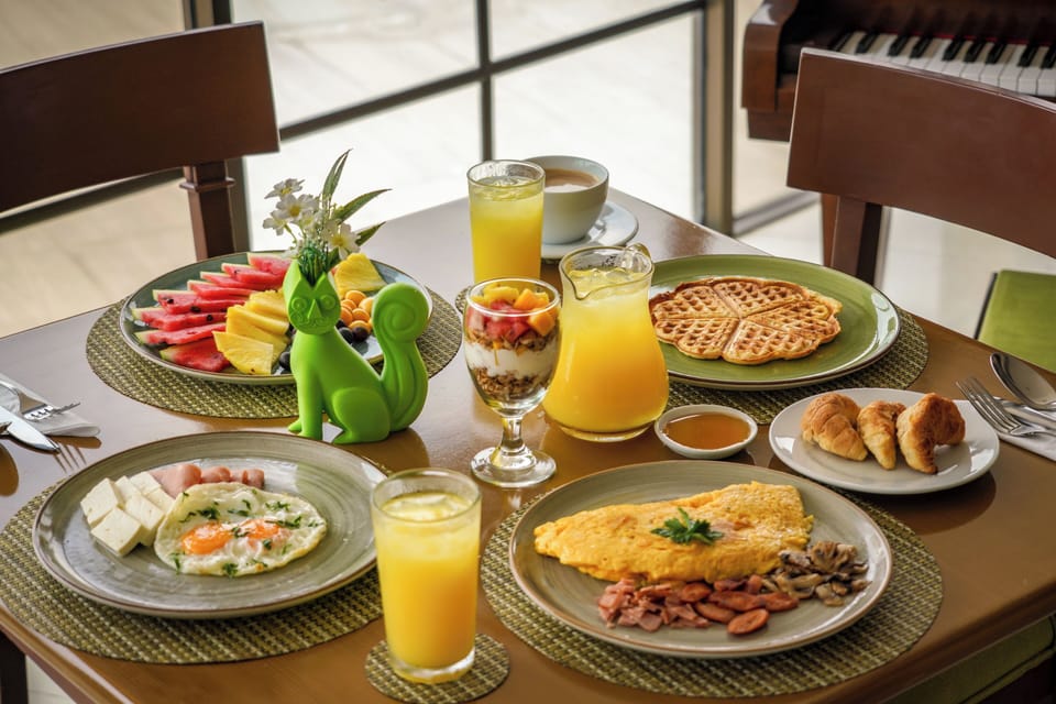 Daily English breakfast for a fee