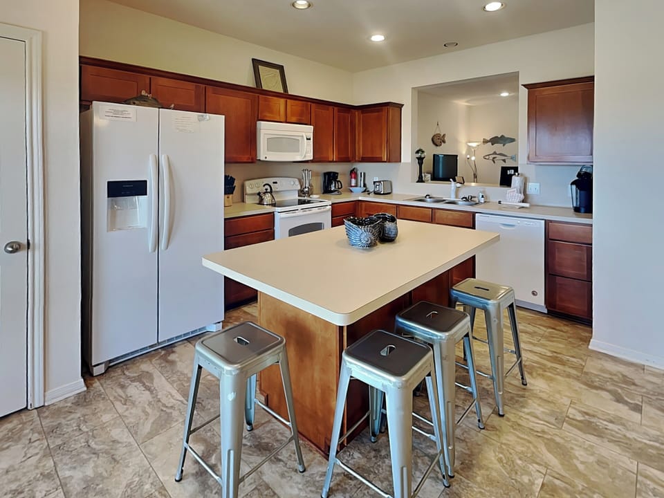 House (3 Bedrooms) | Property amenity