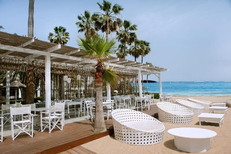 Private beach, sun loungers, beach umbrellas, beach volleyball