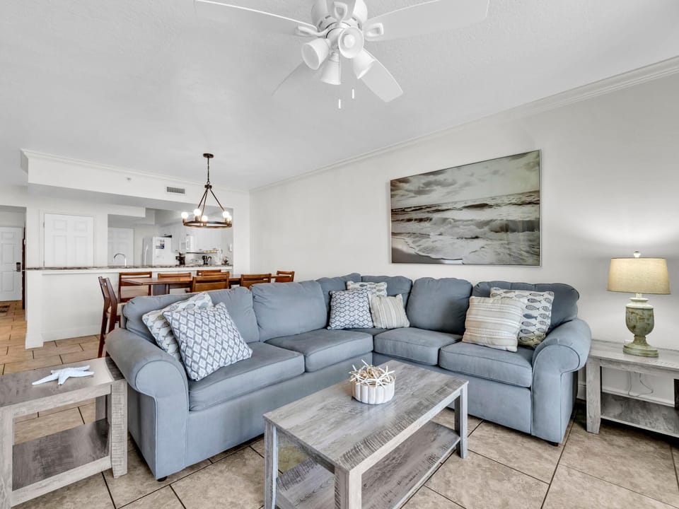 Condo, Multiple Beds (Emerald Beach 2336) | Living area