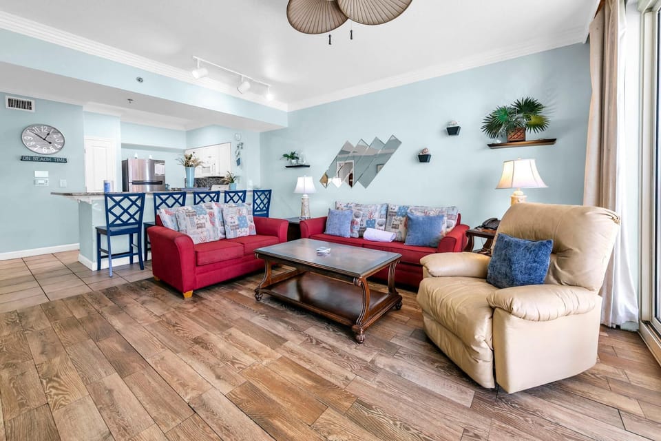 Condo, 1 King Bed with Sofa bed (Shores of Panama 816) | Living area