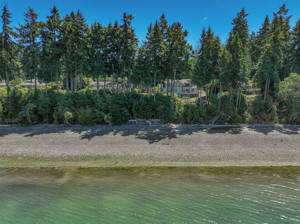 Private Beach with shelfish