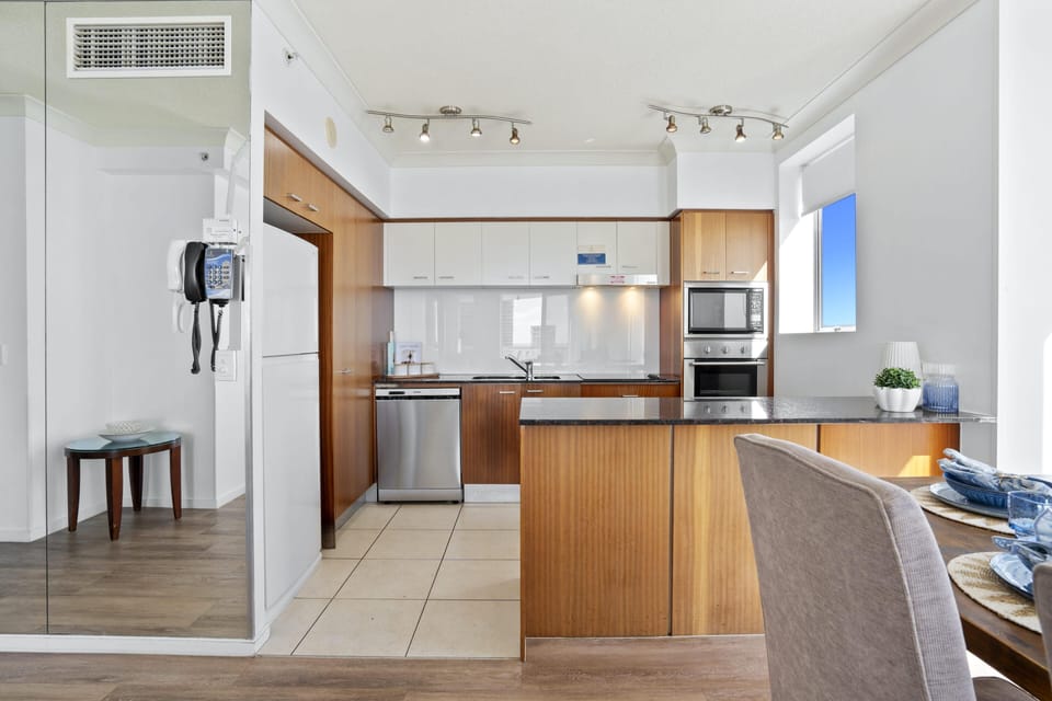 Fully equipped modern kitchen