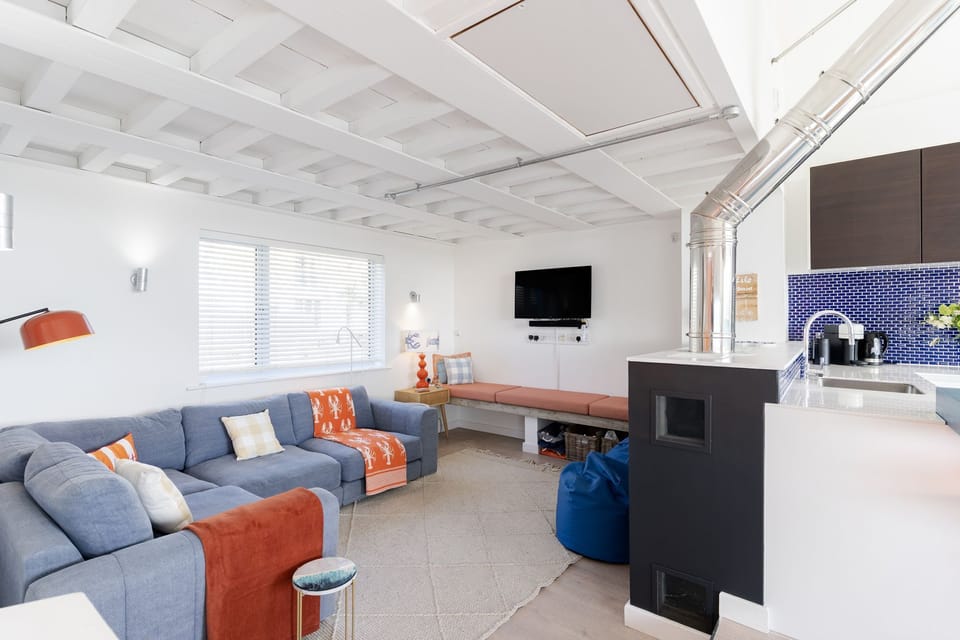 Living room at The Blue House, Bude, Cornwall, self catering with Beach Retreats.