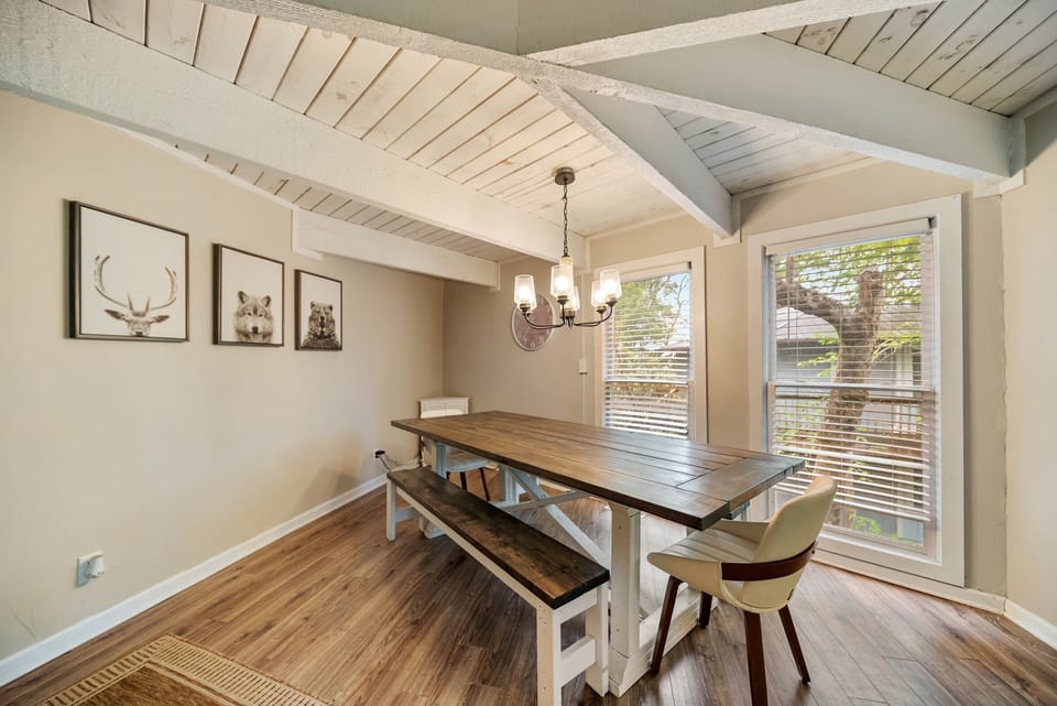Dining Area with Bench Seating