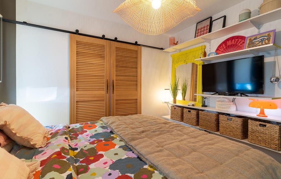 bed
