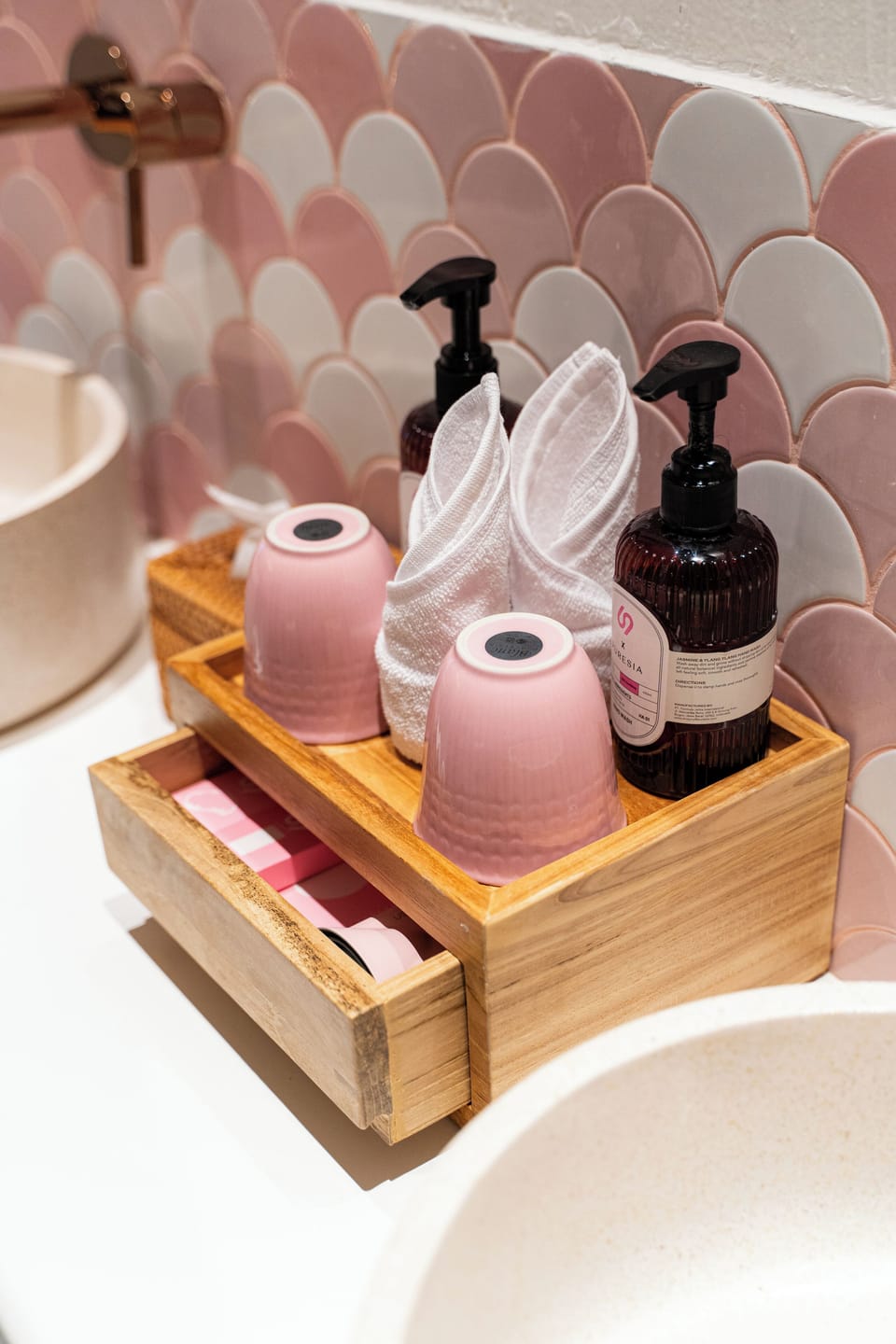 Hair dryer, bathrobes, slippers, bidet