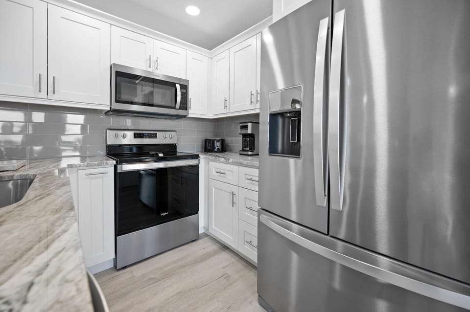 Steps to Sand – 2BR Beach Vibes + Bikes & BBQ (3494)