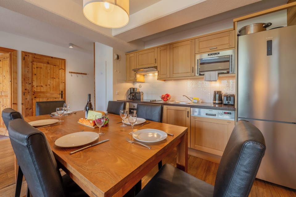 Kitchen and dining area