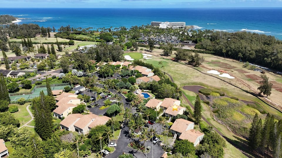 Minutes away from Turtle Bay Resort and it's numerous shops, restaurants, & more
