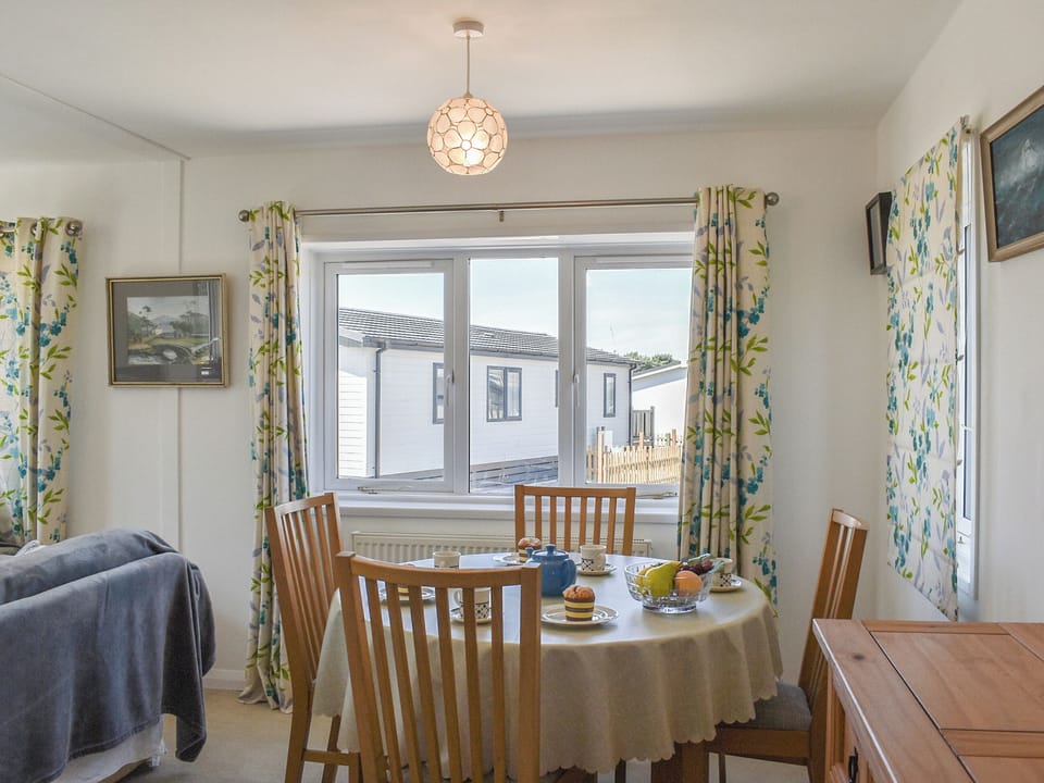 Dining Area | 1 Merope, Padstow