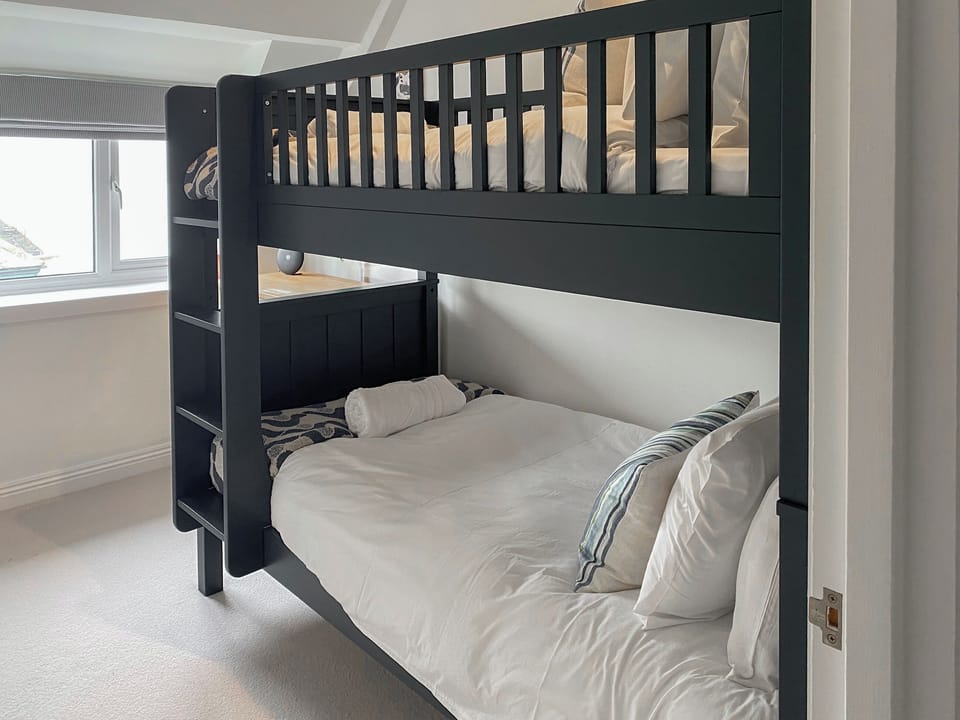 Bunk bedroom | The Watch House, St Mawes