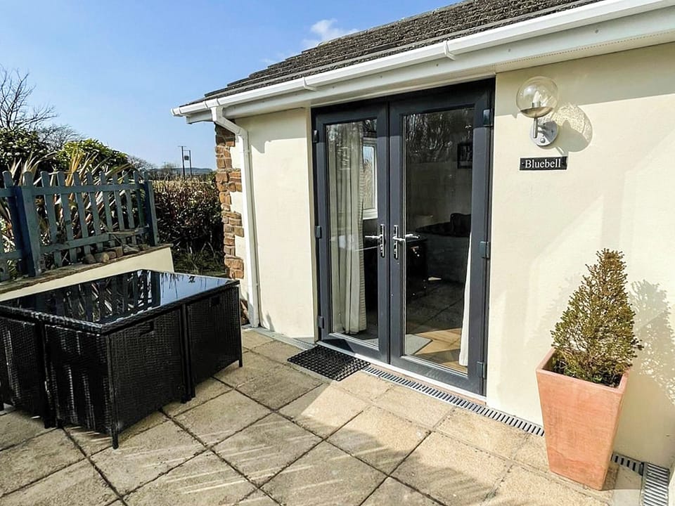 Exterior | Bluebell Apartment - Moorhead Country Holidays, Woolfardisworthy, Clovelly