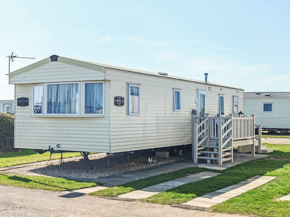 Exterior | Pukka Caravan Lets, Ingoldmells