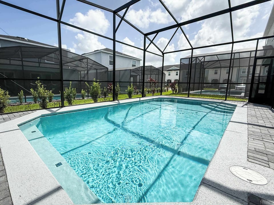 Private pool