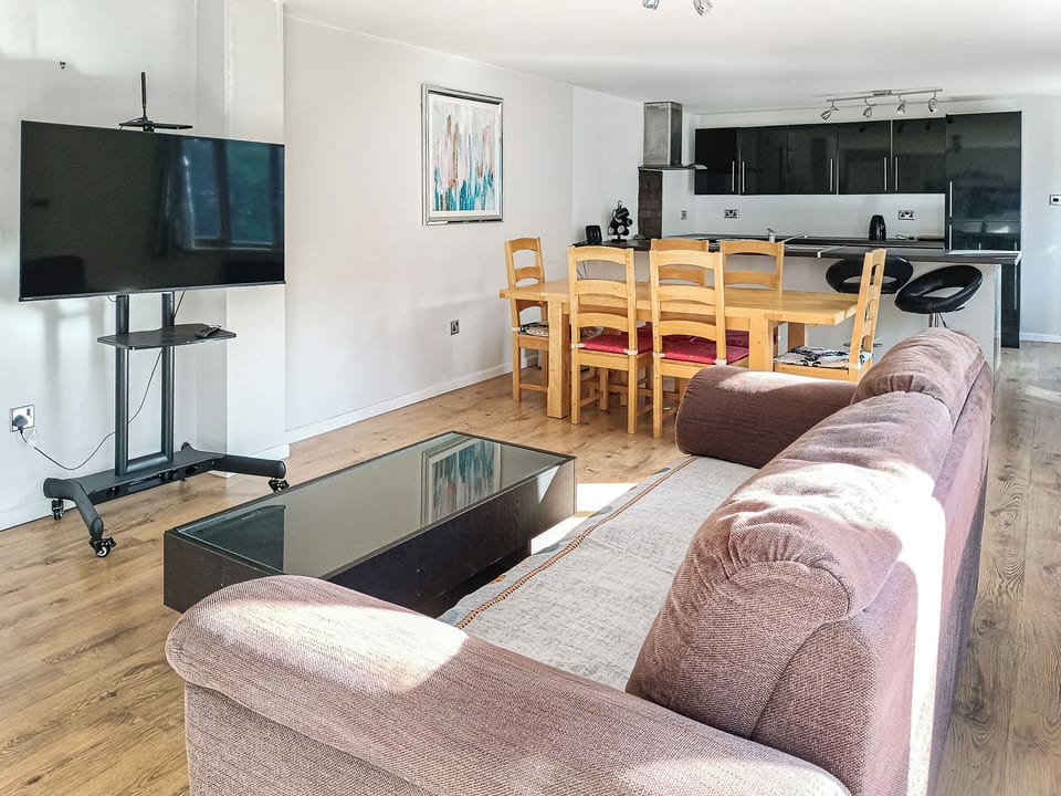 Open plan living space | Spring Vale Bungalow, Colchester