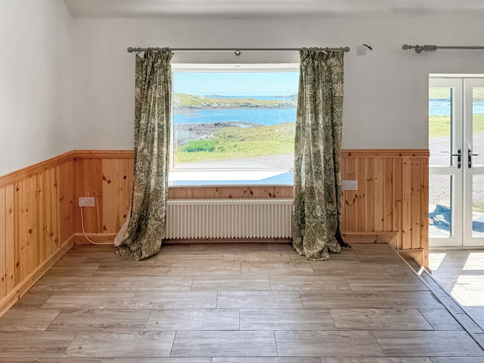 Interior | Post Office Lodge, Finsbay