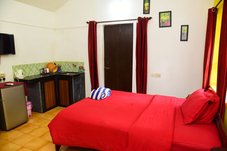 Standard Room, 1 Bedroom, Garden View | Private kitchen | Coffee/tea maker, fridge, dishwasher, electric kettle