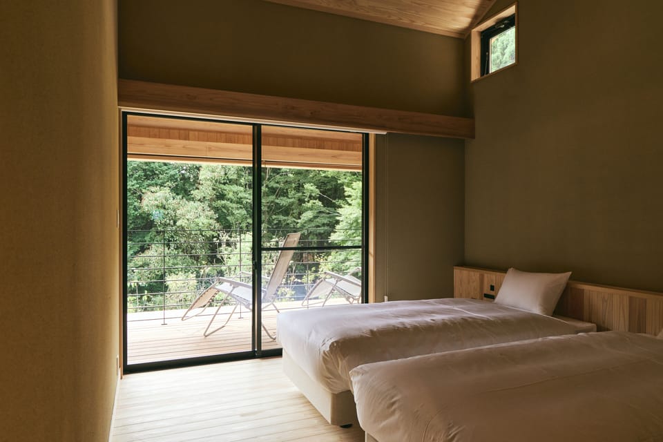 Standard Twin Room, Balcony, Hill View | Desk, free WiFi, bed sheets