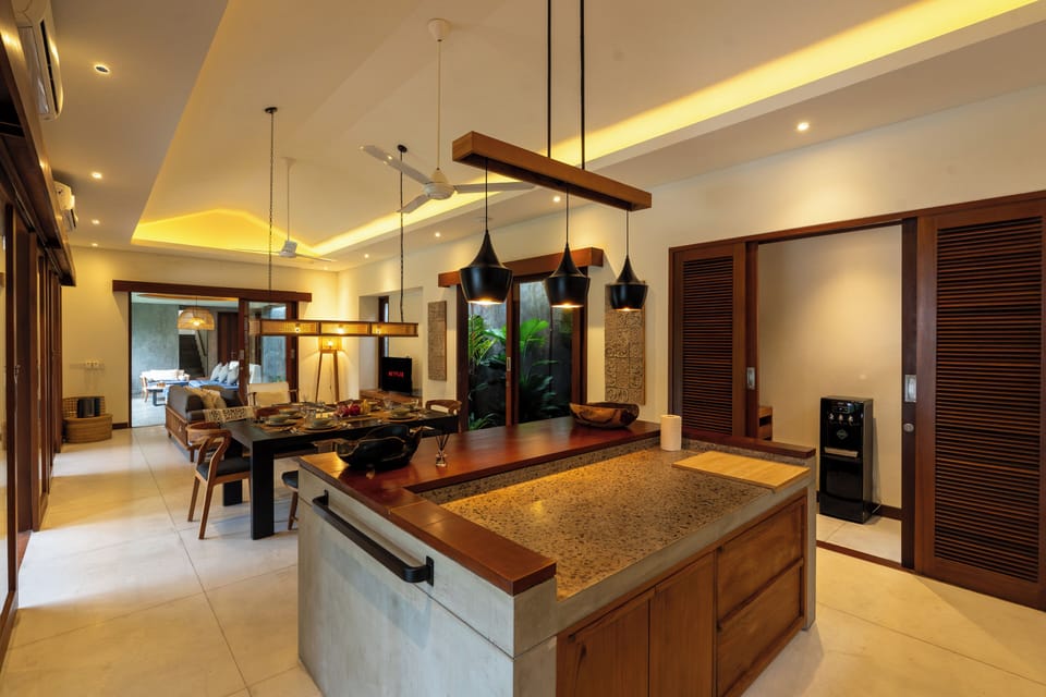 Luxury Villa | Private kitchenette