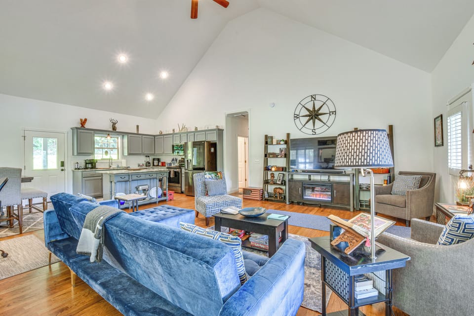 House (2 Bedrooms) | Interior