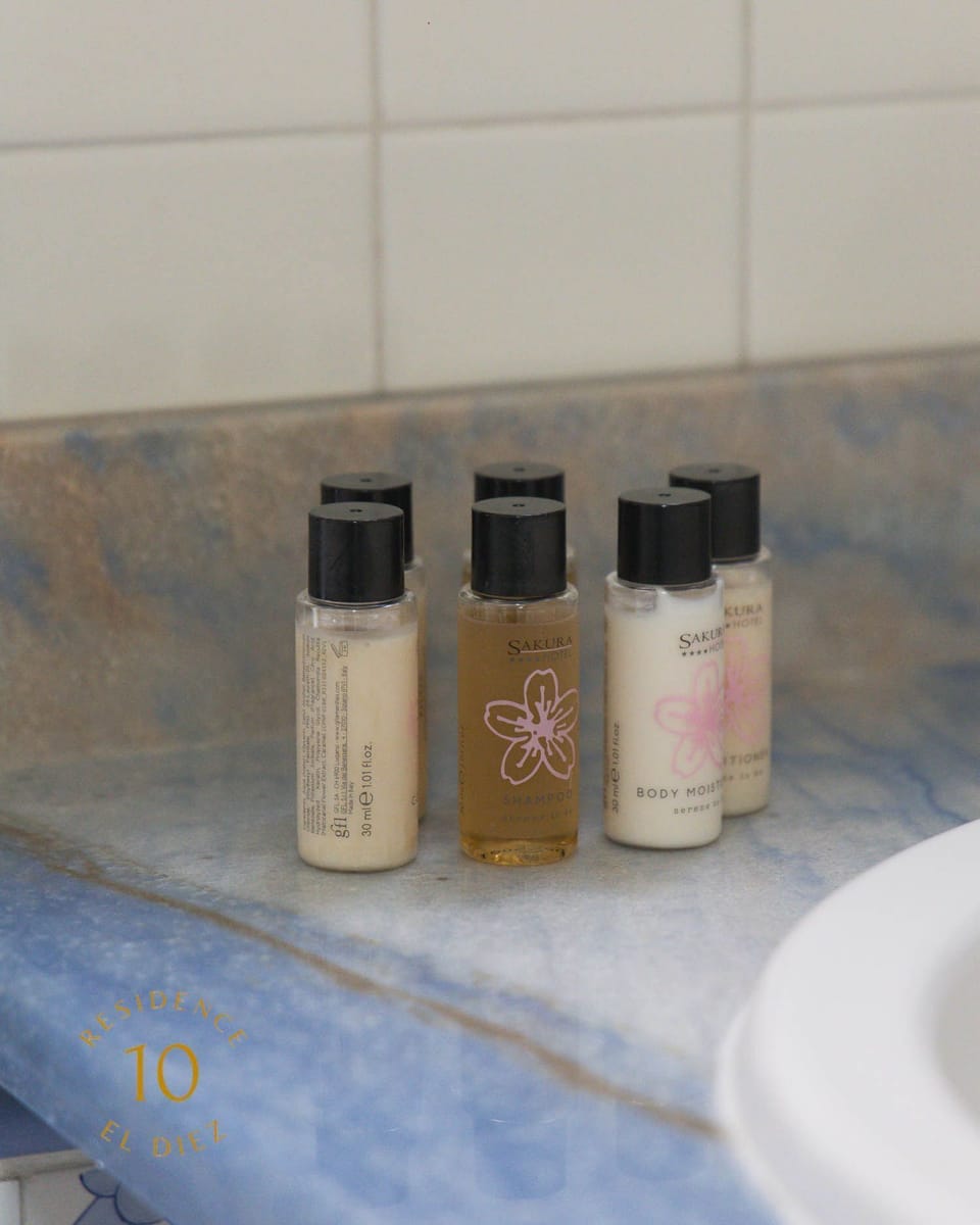 Family Quadruple Room | Bathroom | Shower, hair dryer, bathrobes, slippers