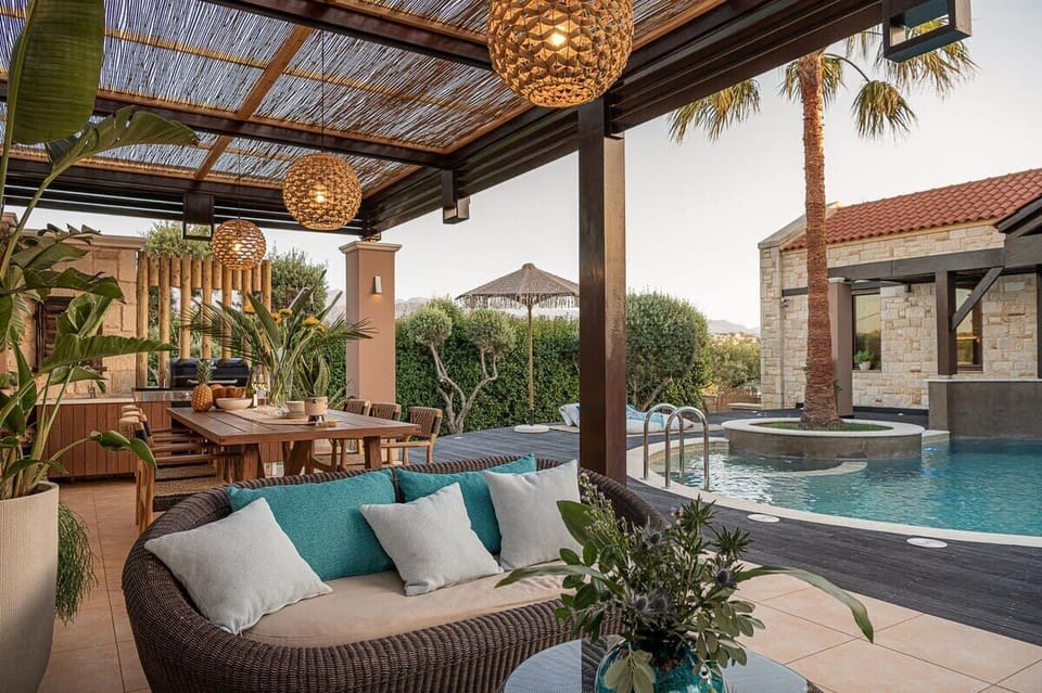 Luxury Outdoor Retreat with Poolside Seating and Dining