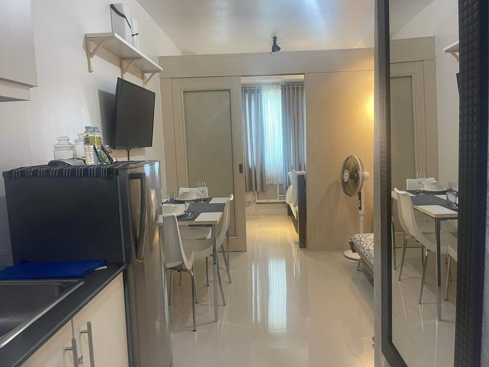 Condo, 1 Bedroom, Non Smoking | Living area