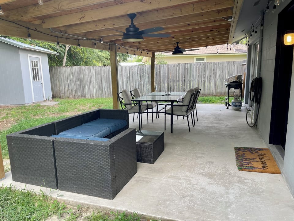 Outdoor dining