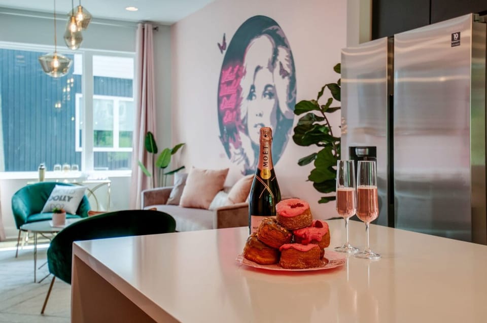 House | 4 bedrooms, high-speed internet