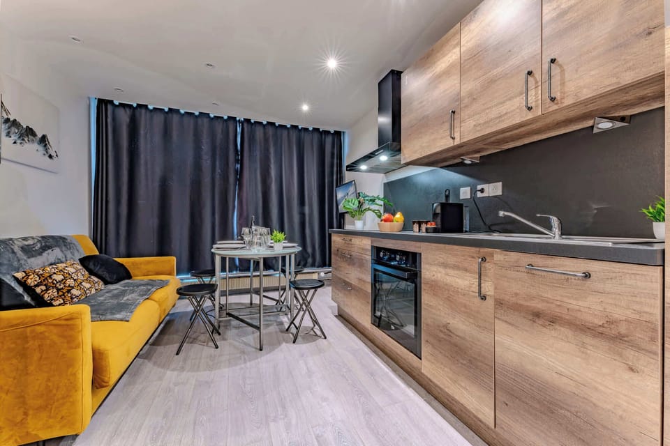 Your Alpine Home Away from Home Whether you're skiing, hiking, or simply relaxing—this space wraps you in peace and warmth.