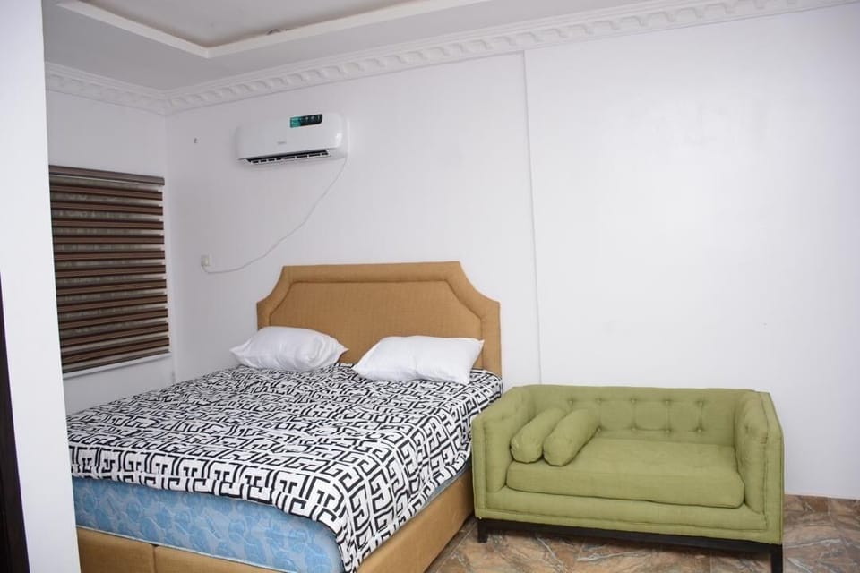 Double Room Single Use, Balcony, Pool View | Free WiFi