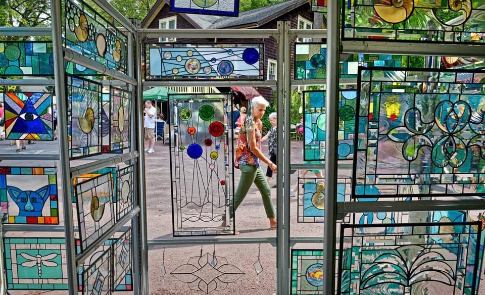 Mount Gretna Outdoor Art Show (August each year)