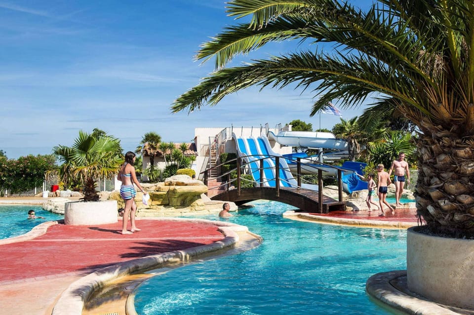 Mobile Home | Pool | Outdoor pool