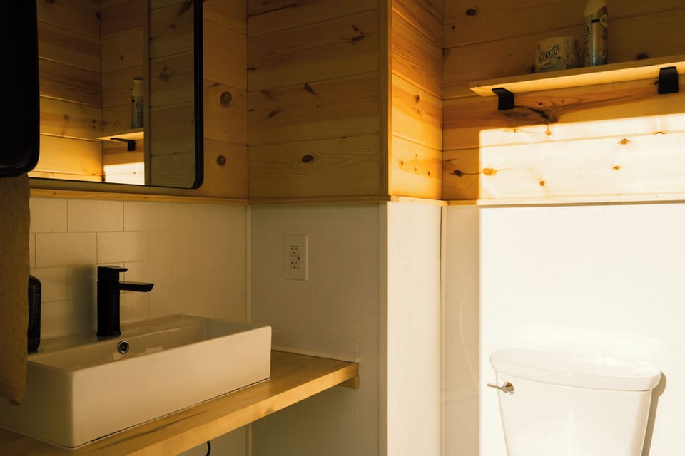 Shower, towels, soap, shampoo