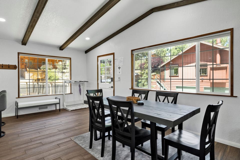 Inviting dining area designed for comfort and connection. The space feels open and airy, with a warm atmosphere that makes everyday meals and special gatherings equally enjoyable.