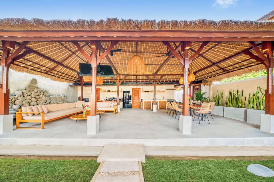 Rustic charm meets refined comfort at Villa Toscana