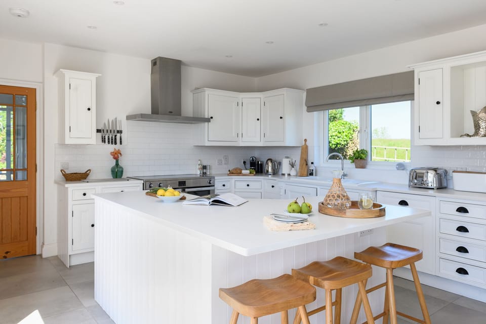 Kitchen at Point House, Charlestown, Cornwall, self catering with Beach Retreats.