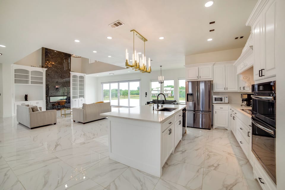 Kitchen | Coffee Maker | 1st Floor