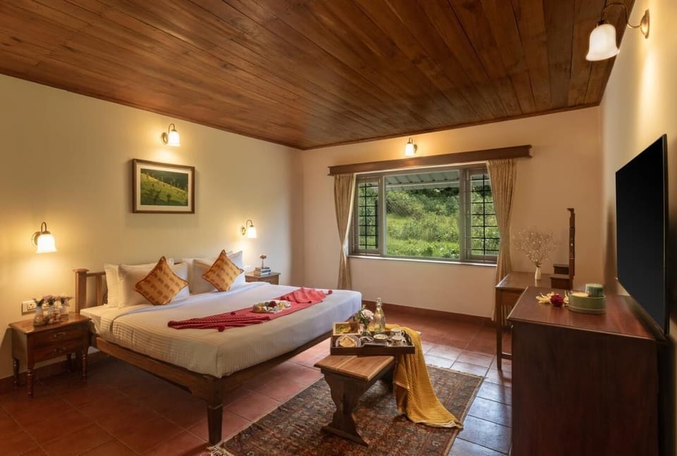 Standard Room | In-room safe, soundproofing, iron/ironing board, free WiFi