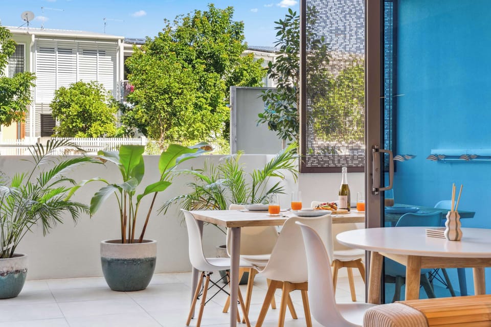 Your Sunshine Coast escape starts here..