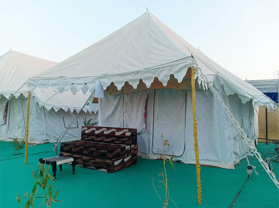 Deluxe Tent