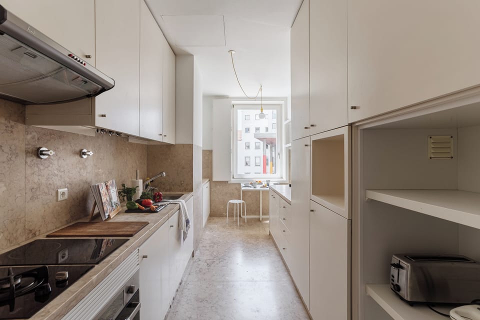 Fully equipped Kitchen with all the appliances and kitchenware for a great stay